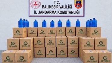 Balıkesir'de 3 ilçede sahte alkol operasyonu, 4 şüpheli yakalandı