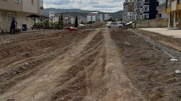 Boyabat'ta kaldırımsız yol için çalışma başlatıldı