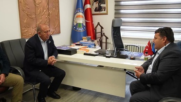 CHP İstanbul İl Başkanı Tekin, köprü ve otoyol özelleştirmesine karşı Yol-İş'e destek verdi