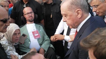 Cumhurbaşkanı Erdoğan konvoyu durdurup yanına gitti