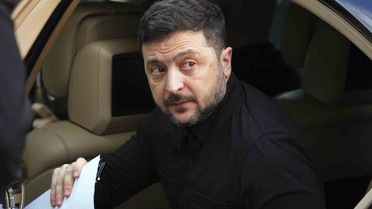 Zelenskiy savaşın gölgesinde tartışmalı bir figüre dönüştü, seçim belirsiz
