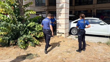 Kütahya'da esnafın beslediği kedi, bacakları kesilmiş halde bulundu
