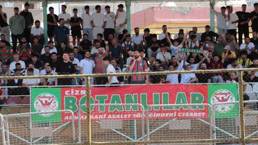 Hakkari Zap Spor, Cizre Belediyespor'un lisans kriziyle üst tura yükseldi