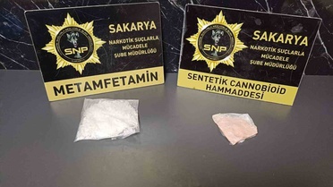 Sakarya'da 111 kilo bonzai hammaddesiyle yakalanan 2 şüpheliden 1'i tutuklandı