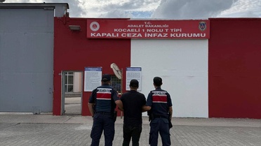 Kocaeli'de hırsızlıktan 13 yıl 3 ay hapis cezası olan firari hükümlü yakalandı