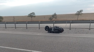 Konya Kulu'da devrilen motosikletin yabancı uyruklu sürücüsü yaralandı