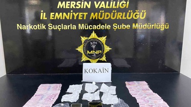 Mersin'de uyuşturucu operasyonunda 4 şüpheli yakalandı, 1'i tutuklandı