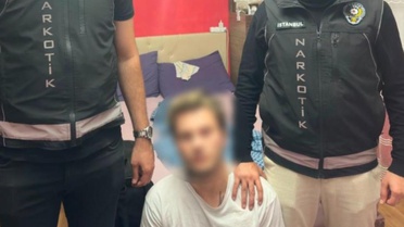 Ülkesi onu kırmızı bültenle arıyordu! Türk polisi kıskıvrak yakaladı