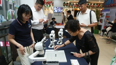 Myanmar, Çinli ve Hintli turistlere kapıda vizeyi üçüncü kez uzattı
