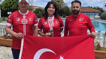 Samsunsporlu Melek Ünlü, Çim Topu Avrupa Şampiyonası'nda Türkiye'yi temsil edecek