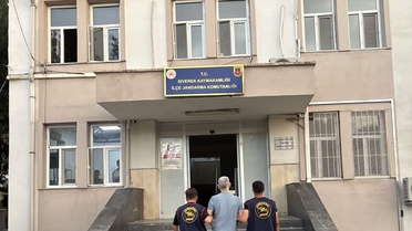 Siverek'te 15 yıl 5 ay hapis cezasıyla aranan N.K., JASAT ekiplerince yakalandı