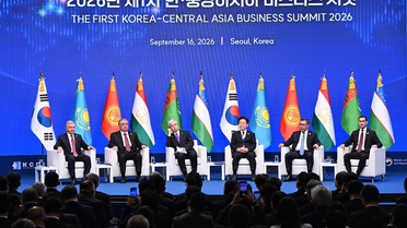 Rahman Seul'deki Orta Asya-Güney Kore İş Forumu'nda yatırımcılara işbirliği çağrısı yaptı