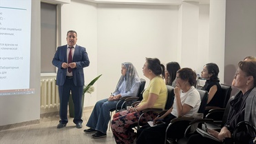 TİKA destekli pediatri eğitimi Astana'da tamamlandı, 6 akademisyen ders verdi