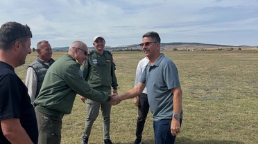 Vecihi Hürkuş'un torunu ve akrobasi pilotu Öztürk, THK'yı ziyaret etti
