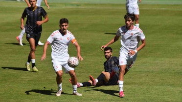 Karaman FK, Ziraat Türkiye Kupası'nda Kepezspor'a 3-2 yenilerek elendi