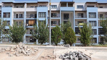 Adana Sarıçam'da TOKİ konutlarının yolları tepki çekiyor