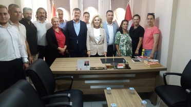 AK Partili Aksoy, Balıkesir Gömeç'te teşkilat ve esnafla buluştu