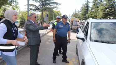 Bozüyük'te okul çevrelerinde 775 kişiye trafik bilgilendirmesi yapıldı