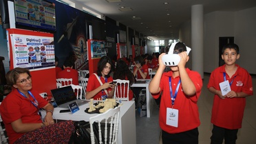 Diyarbakır'da TEKNOFEST 2026 yarışmaları 677 finalist takımın katılımıyla sürüyor