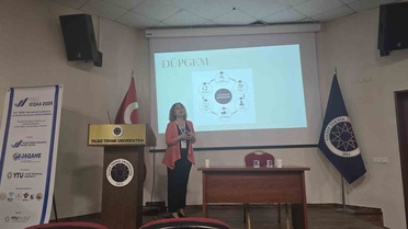 Düzce Üniversitesi'nin DÜPGEM modeli YÖKAK konferansında örnek uygulama olarak sunuldu
