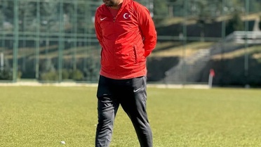 Erzurum Büyükşehir Belediyespor, teknik direktörlüğe Yunus Emre Öztürk'ü getirdi