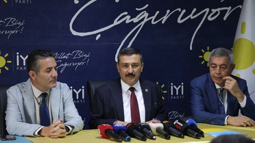 İYİ Parti Genel Başkan Yardımcısı Türkoğlu, Kayseri'de partililerle buluştu