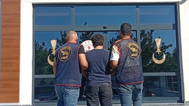 Gaziantep Nizip'te 28 yıl hapis cezasıyla aranan şahıs jandarmadan kaçamadı