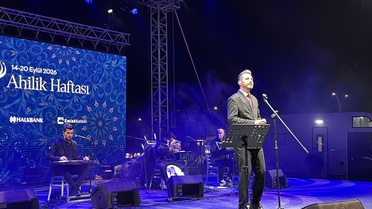 Kırşehir'de Ahilik Haftası konserinde sanatçılar tasavvuf müziği seslendirdi