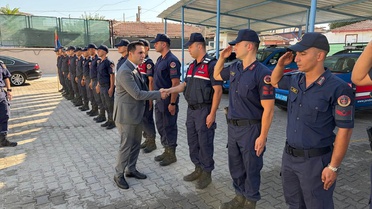 Lalapaşa Kaymakamı Çolak, jandarma ve emniyet birimlerini ziyaret etti