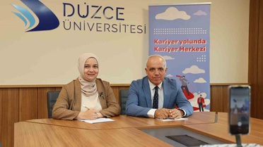 Düzce Üniversitesi yayınında öğrencilere kariyer ve kampüs imkanları anlatıldı