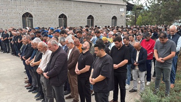 Bartın Amasra'da kazada ölen müzik öğretmeni Cansu Kocakurt Karabük'te toprağa verildi