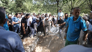 Siirt'te 55 yıl hekimlik yapan Dr. Feridun Bağış, memleketinde son yolculuğuna uğurlandı