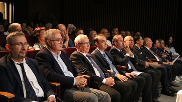 Tekirdağ'da sağlık çalışanlarından oluşan müzik topluluğu ilk konserini sahnede verdi