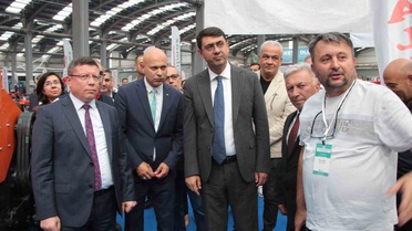 Uşak'ta 11. Tarım, Hayvancılık ve Teknolojileri Fuarı törenle açıldı