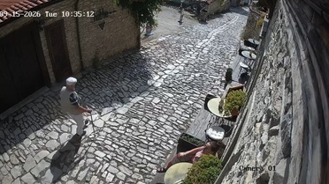 Safranbolu'da Arnavut kaldırımında dengesini kaybeden yaşlı adam yaralandı