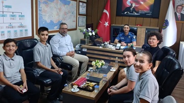 Yenipazar’da öğrenciler Emniyet Amirliği’nde ağırlandı