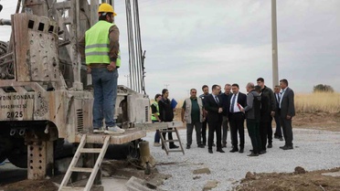 Kütahya Valisi Işın, Yoncalı'da İYJ-8 jeotermal kuyu sondajını yerinde inceledi