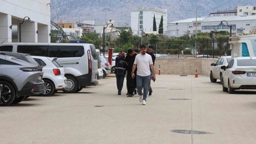 Adana Kozan'da silahla yaralama soruşturmasında 3 şüpheliden 2'si tutuklandı