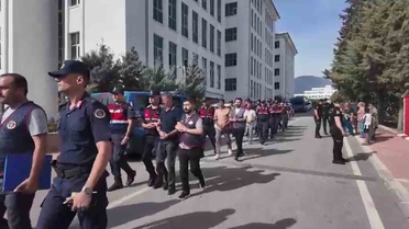 JASAT 6 iş yerindeki hırsızlığı çözdü! Şüphelilere tepki kendi ailelerinden geldi