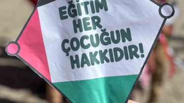 Ağrı Patnos'ta uçurtma etkinliğiyle Gazze'ye barış mesajı gönderildi