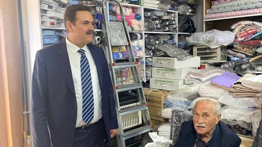 AK Parti Milletvekili İpek, Gümüşhacıköy'de esnafın taleplerini dinledi