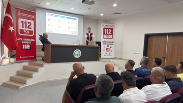 Anamur'da muhtarlara 112 Acil Çağrı Merkezi anlatıldı