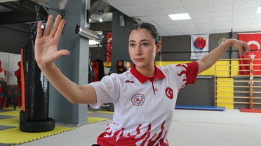 Dünya şampiyonu milli sporcu İrem Su Öztürk, Bolu'daki Balkan Şampiyonası'na hazırlanıyor