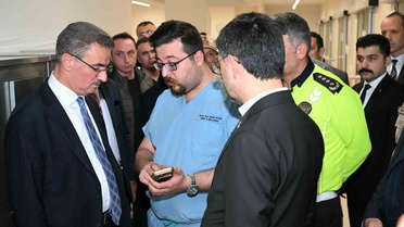 Erzurum Valisi Baruş, silahlı kavgada 1 polis ve 10 kişinin yaralandığını açıkladı