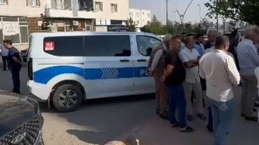 Batman Kozluk'ta bir kişi eşi ve 2 çocuğunu bıçaklayıp intihar etti