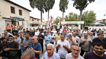 Gaziantep'teki tarihi Şeyh Fethullah Camisi 6 Şubat depremi sonrası yeniden ibadete açıldı
