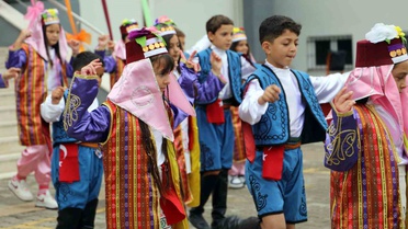 İlköğretim haftası kutlamalarında minik öğrenciler hünerlerini sergiledi