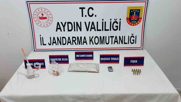Kuşadası Davutlar'da uyuşturucu operasyonunda 3 şüpheli gözaltına alındı
