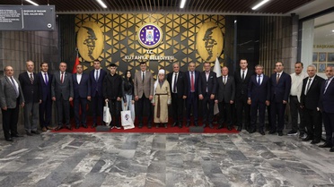 Kütahya Belediye Başkanı Kahveci, Ahilik Haftası Komitesi'ni ağırladı