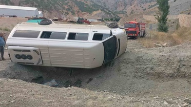 Malatya'da tarım işçilerini taşıyan minibüs devrildi, kazada yaralanan olmadı